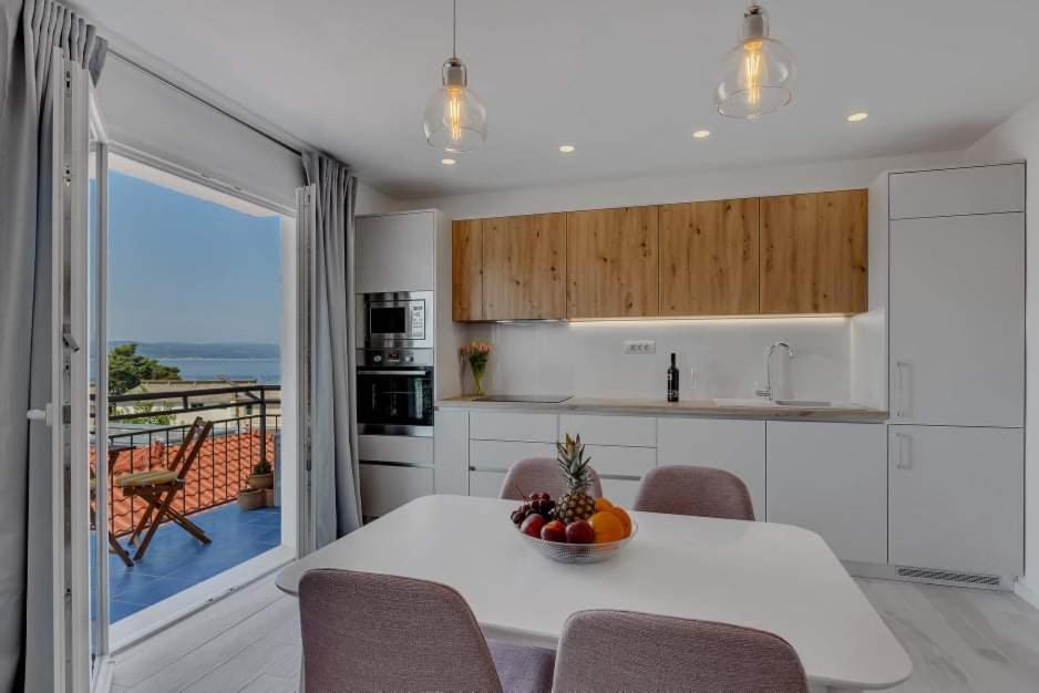 Apartments Rose Baška Voda Dış mekan fotoğraf