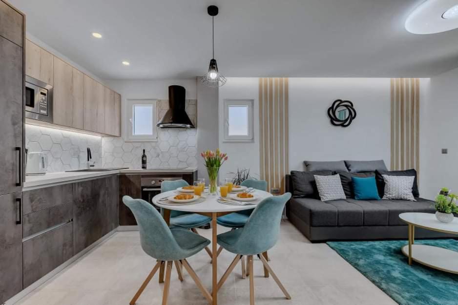 Apartments Rose Baška Voda Dış mekan fotoğraf